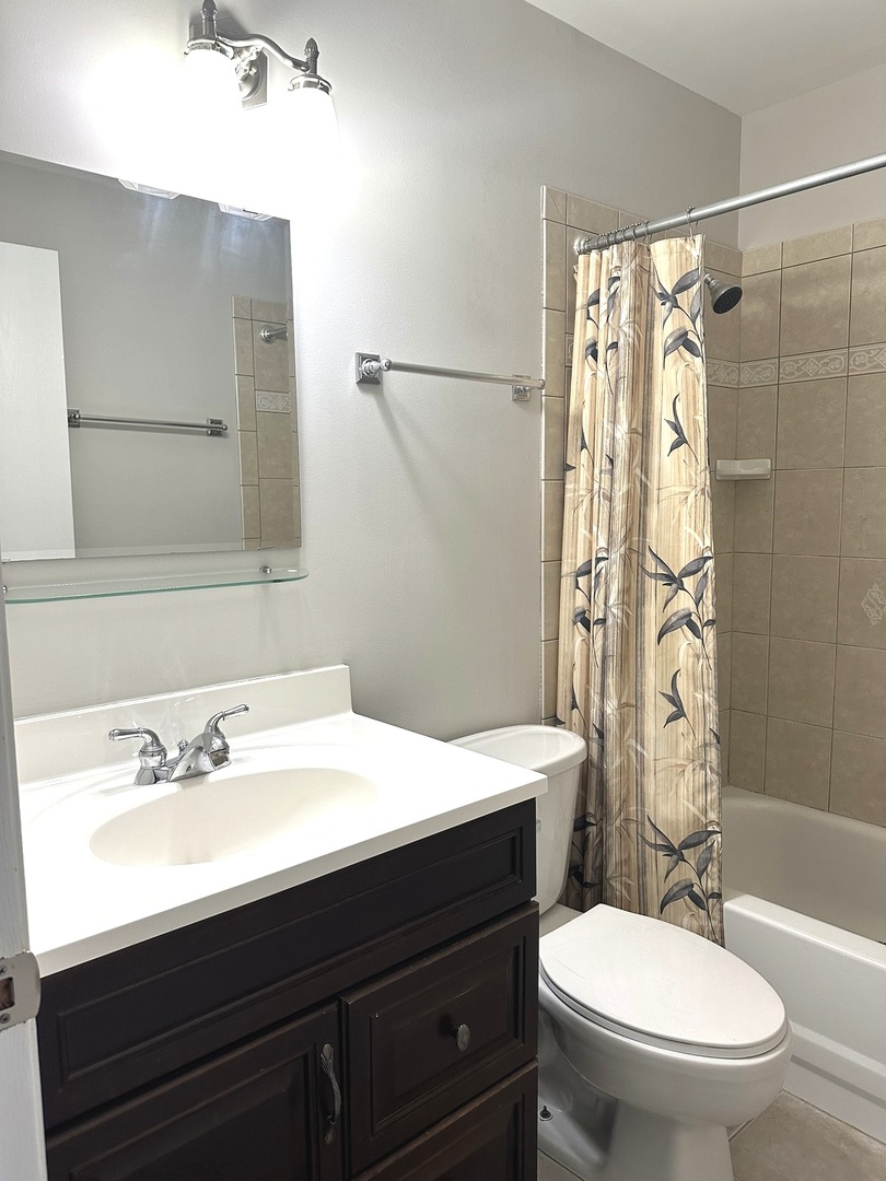 7829 DARIEN LAKE Drive #7829, Darien, IL 60561