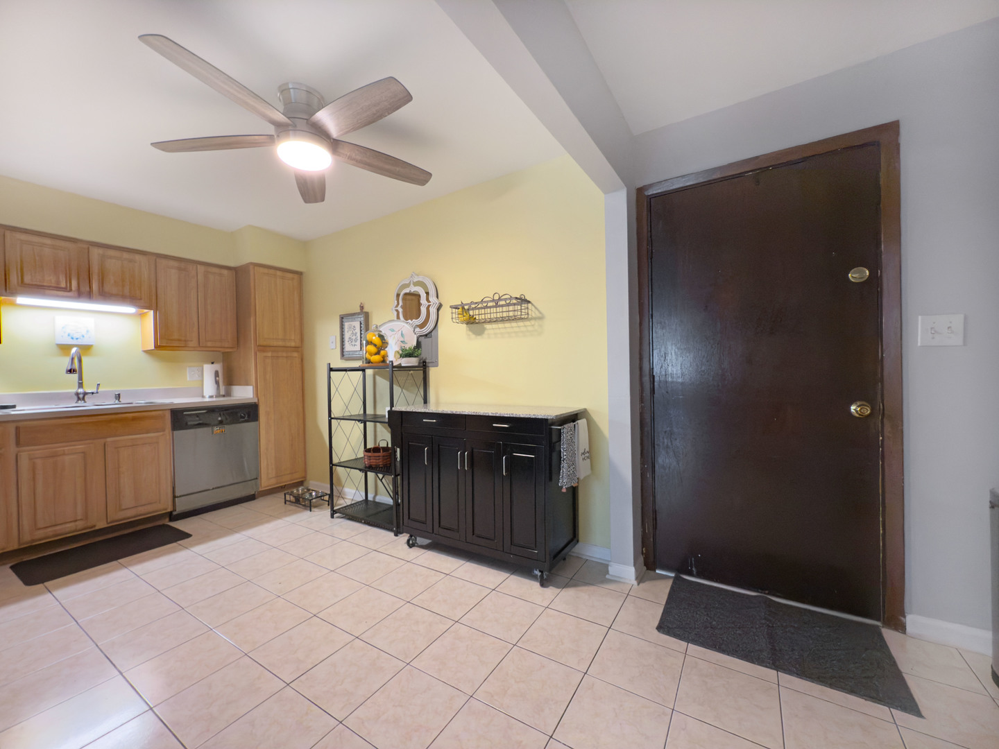 1313 S Rebecca Road #118, Lombard, IL 60148
