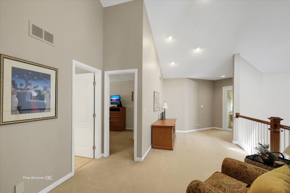 1417 Sherwood Lane, Geneva, IL 60134