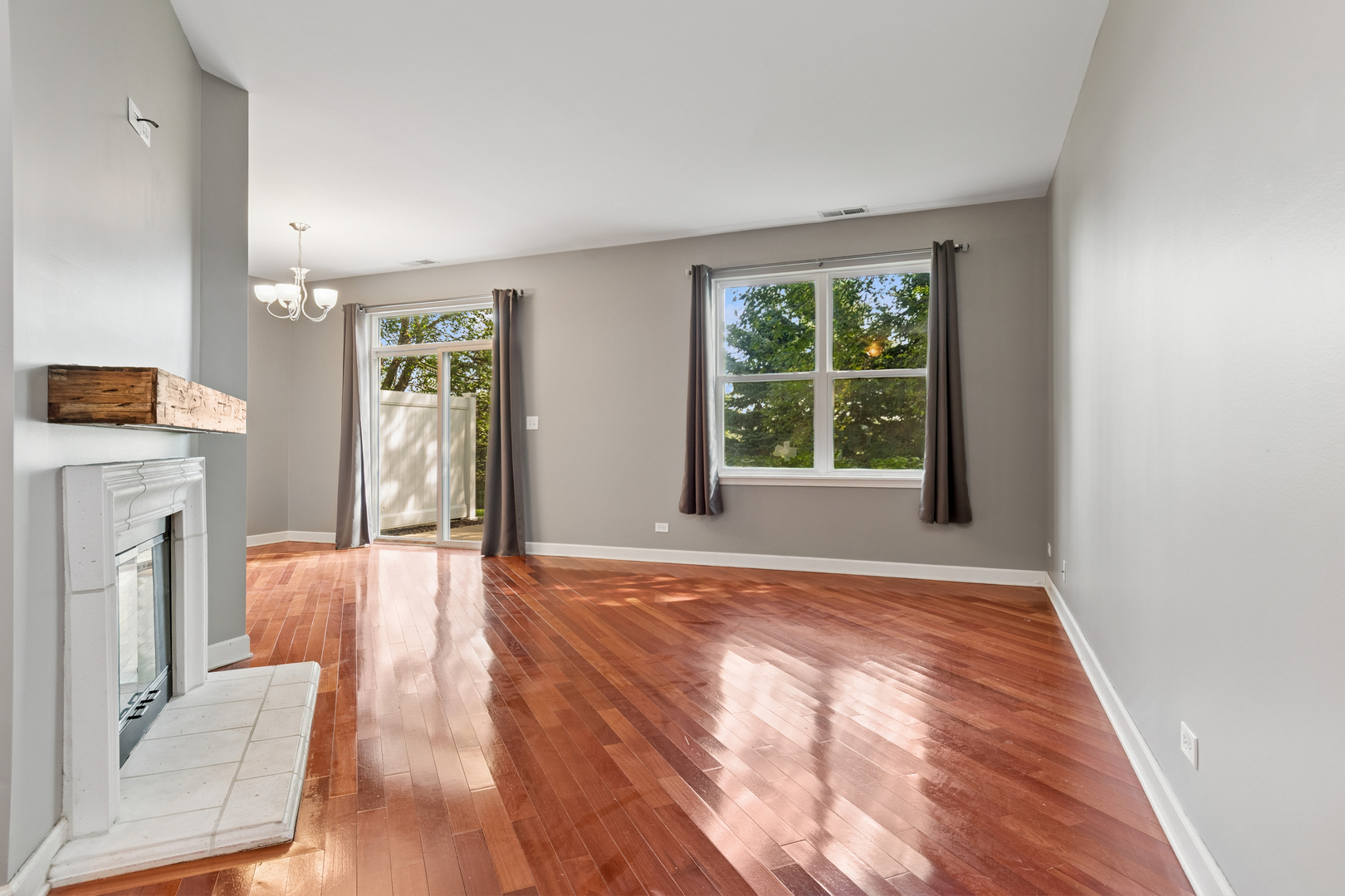 450 Majestic Lane, Oswego, IL 60543