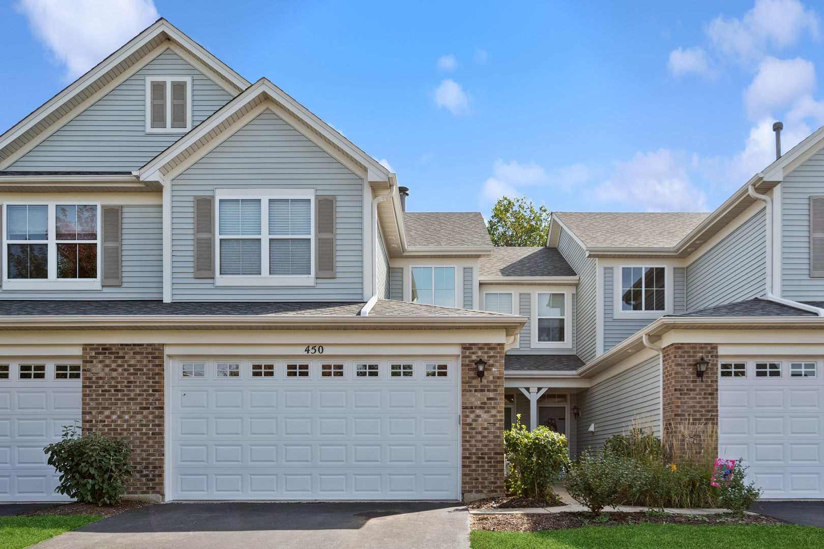 450 Majestic Lane, Oswego, IL 60543