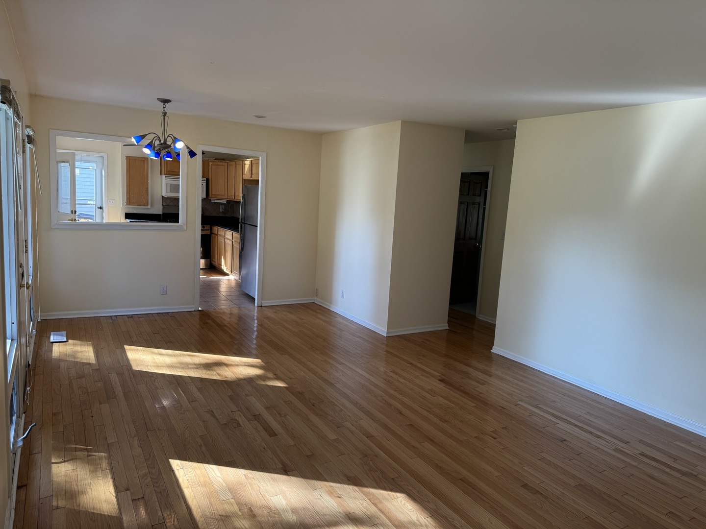 3 McCabe Drive, Streamwood, IL 60107