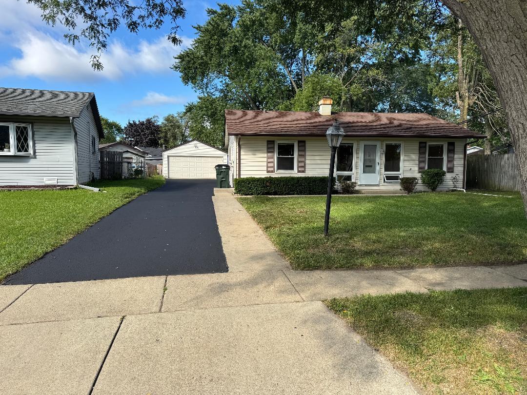 3 McCabe Drive, Streamwood, IL 60107