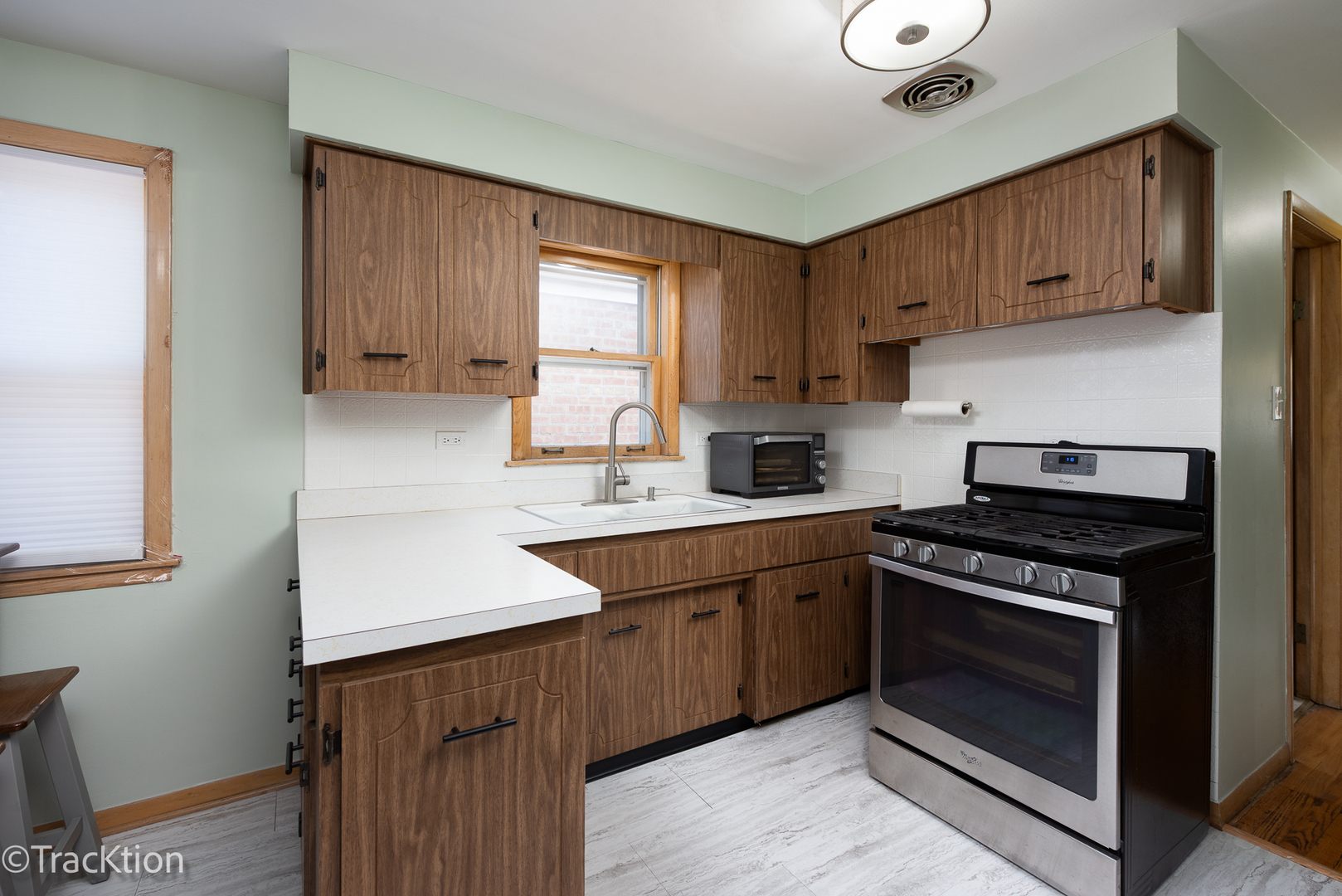 5917 W 59th Street, Chicago, IL 60638