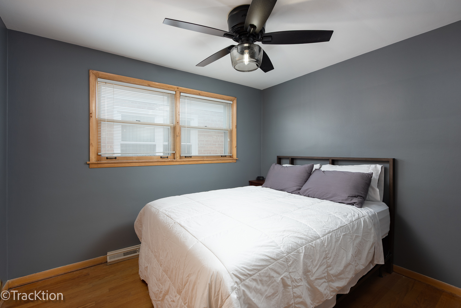 5917 W 59th Street, Chicago, IL 60638