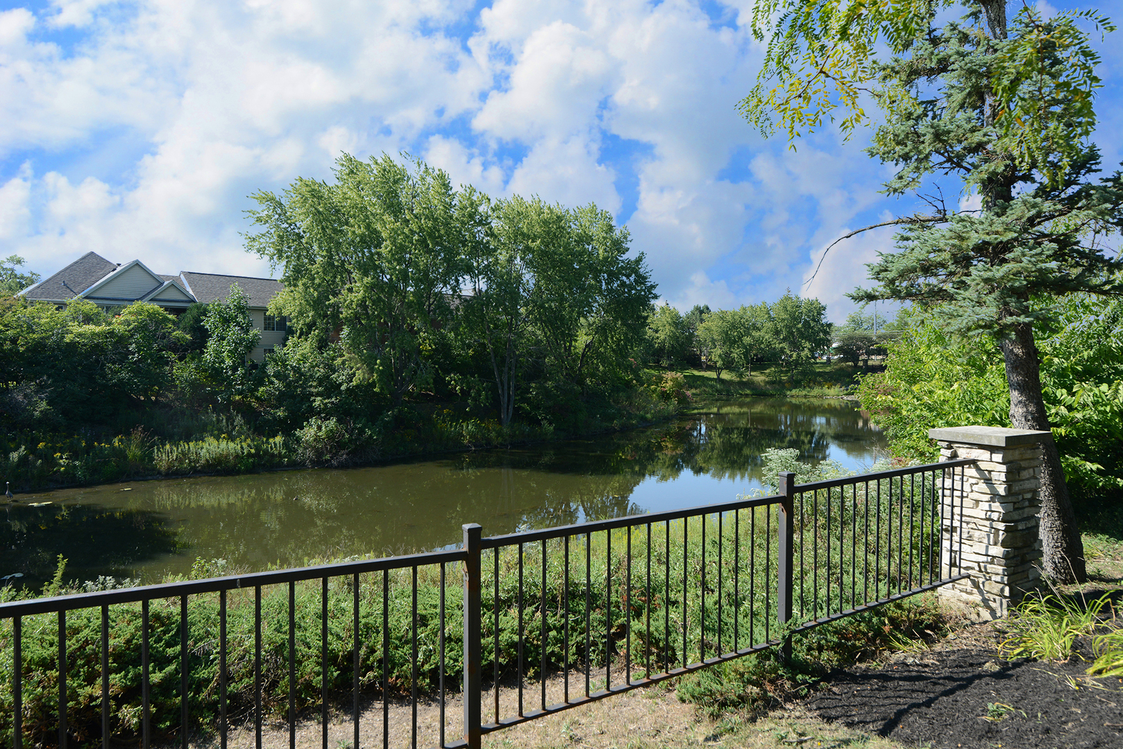 1502 Canbury Court #D1, Wheeling, IL 60090