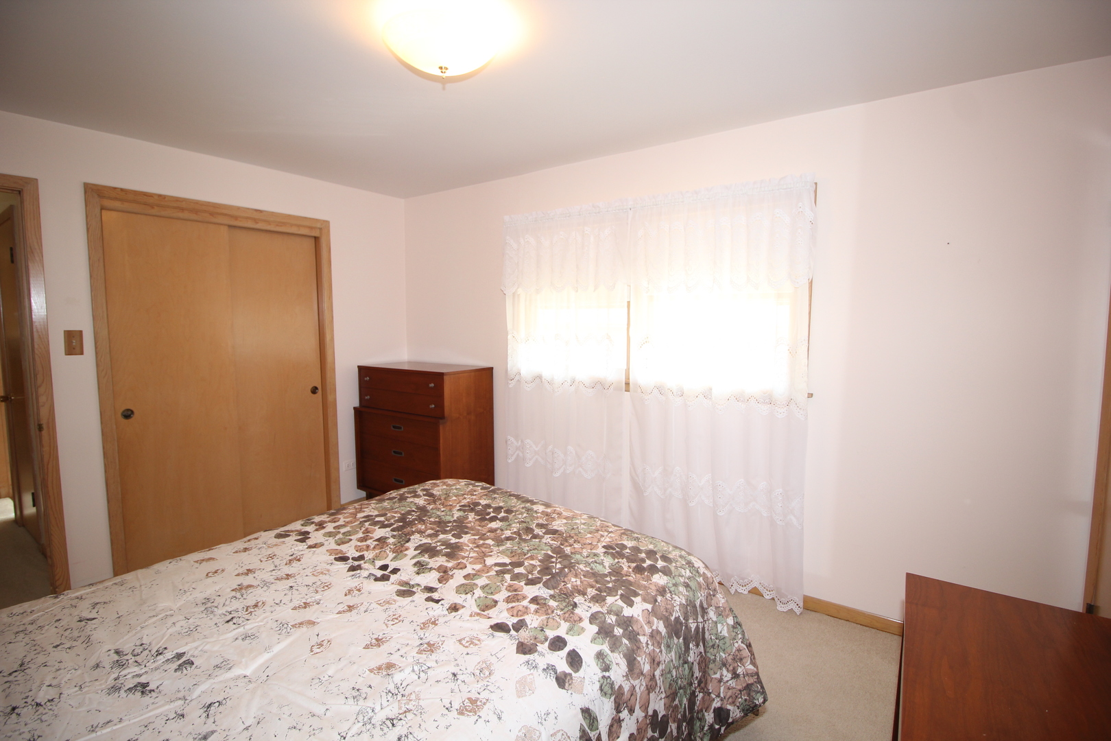 9227 S Turner Avenue, Evergreen Park, IL 60805