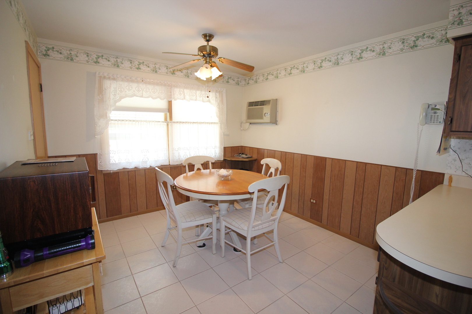 9227 S Turner Avenue, Evergreen Park, IL 60805
