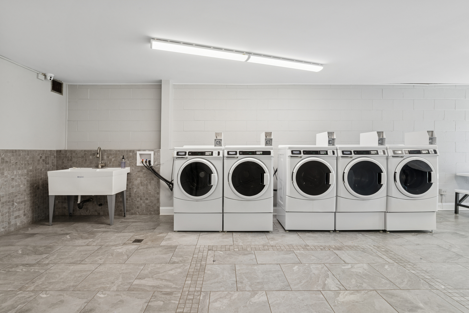 1575 Sandpebble Drive #226, Wheeling, IL 60090