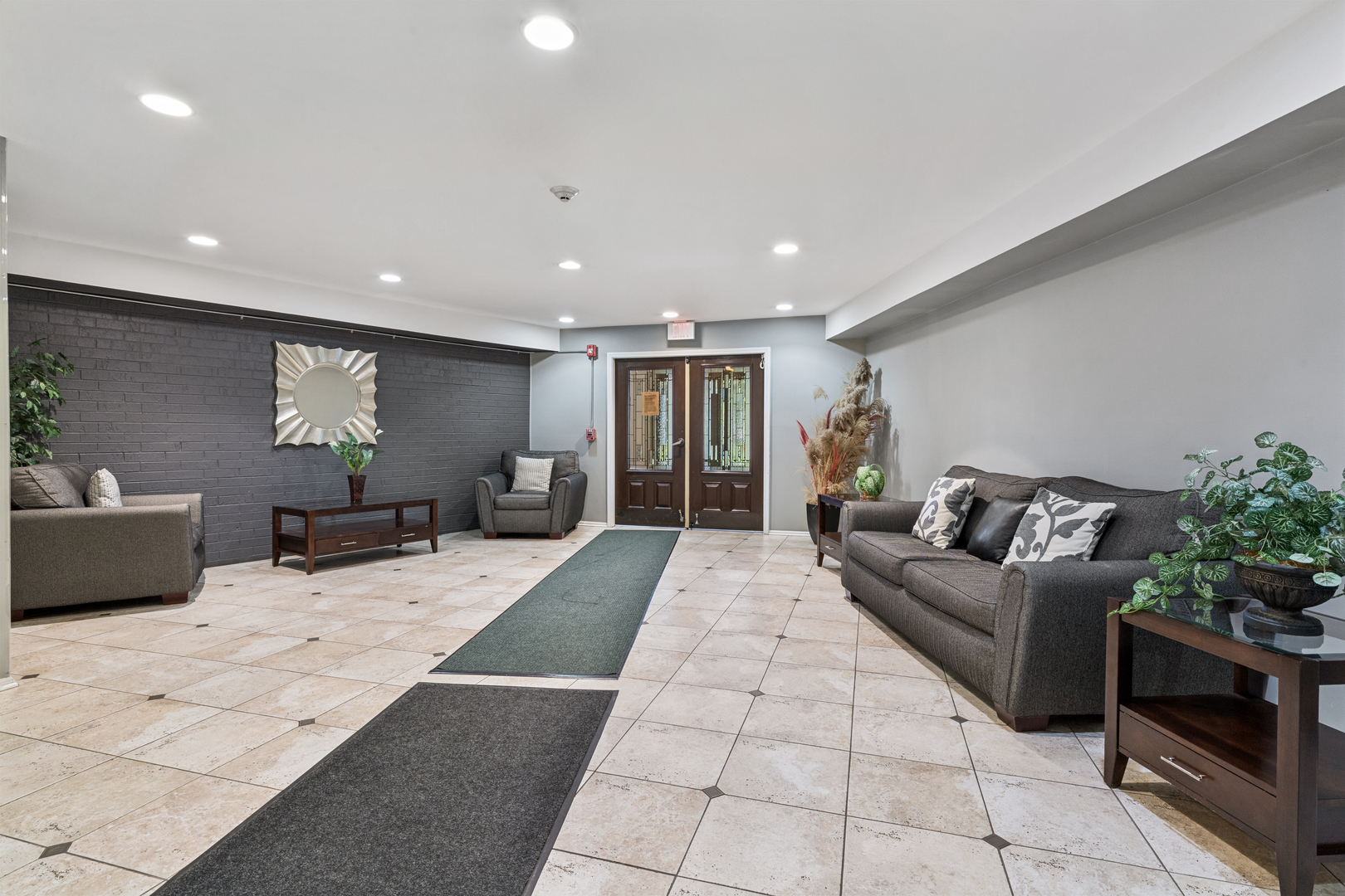 1575 Sandpebble Drive #226, Wheeling, IL 60090