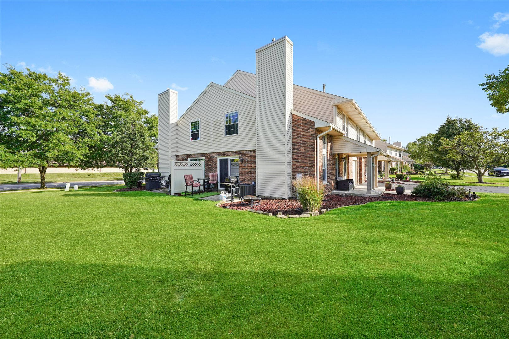 16011 84th Place, Tinley Park, IL 60487