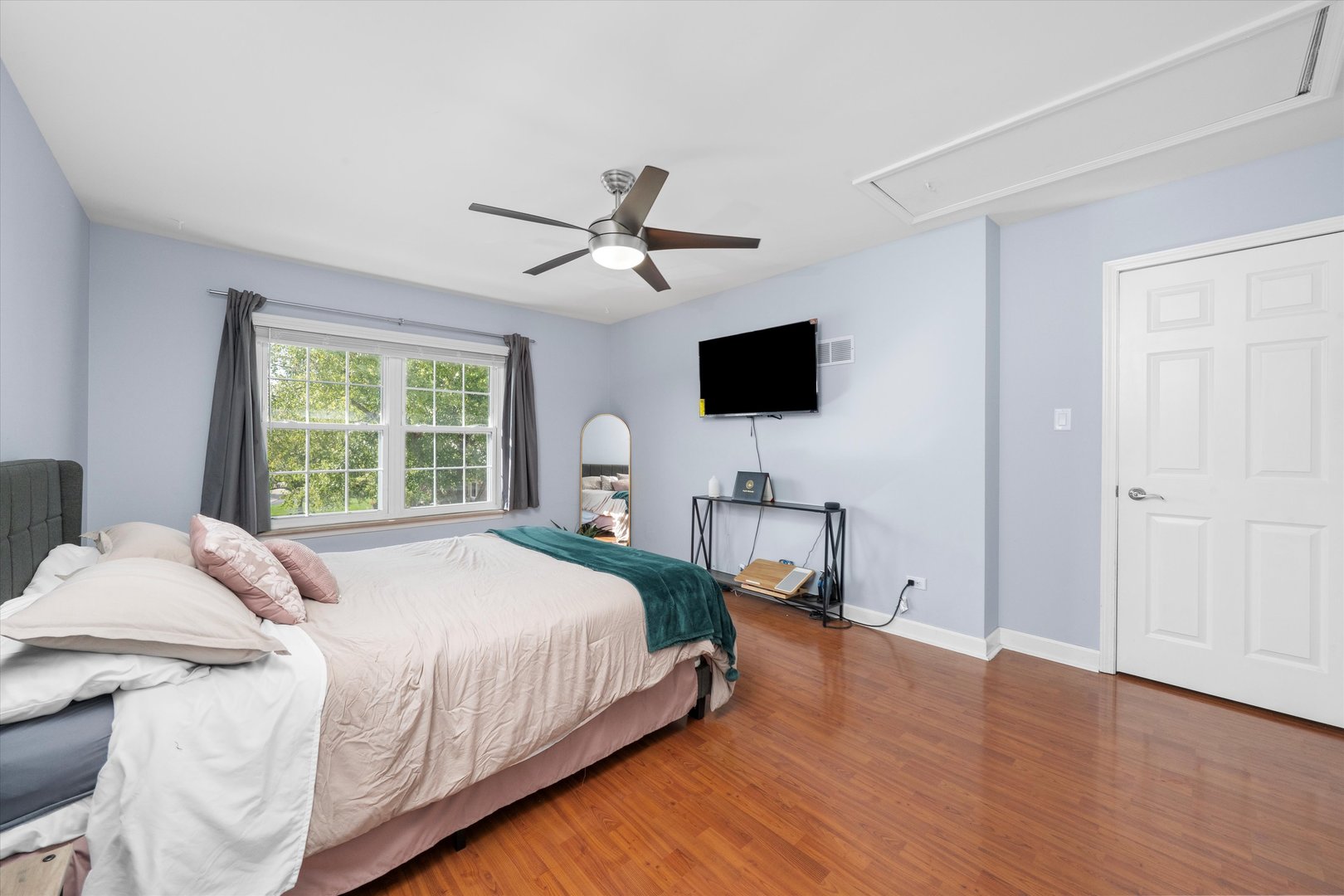 16011 84th Place, Tinley Park, IL 60487