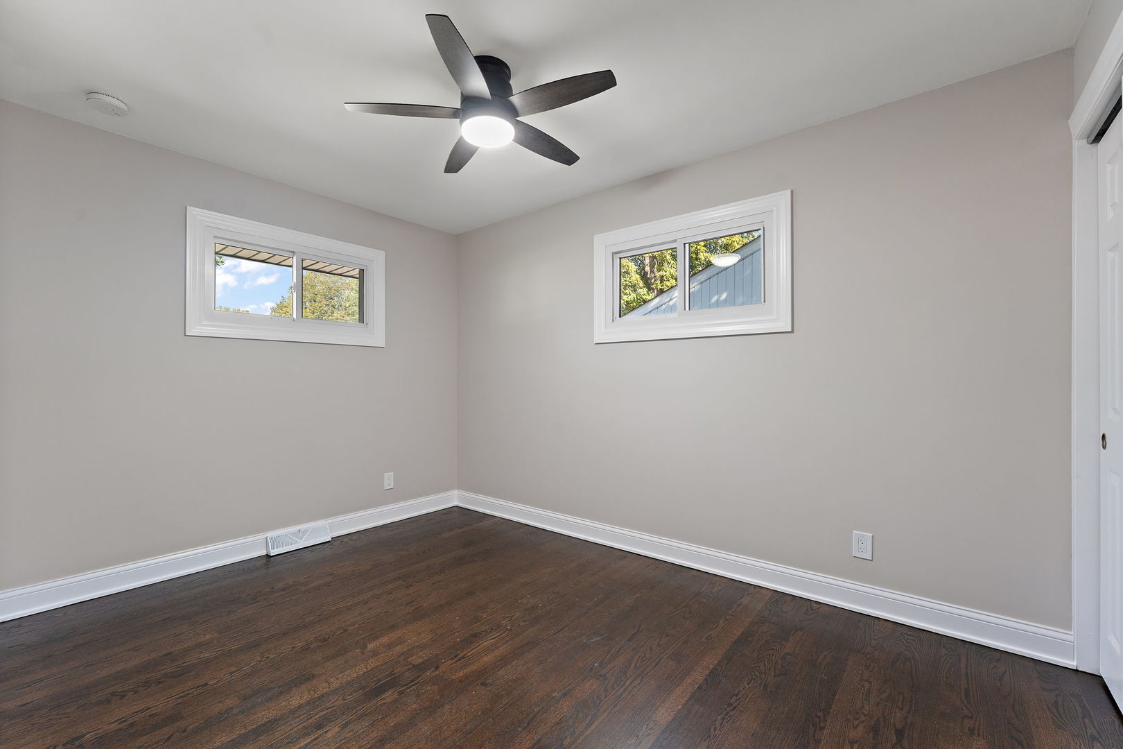 15519 Elm Street, South Holland, IL 60473