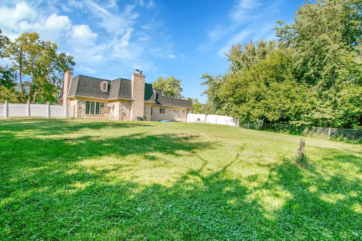 3033 E Hickory Lane, Crete, IL 60417
