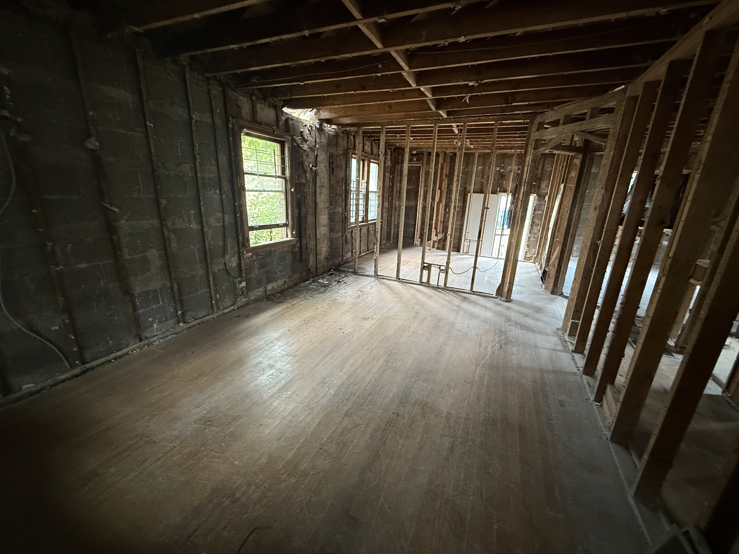 9761 S Ingleside Avenue, Chicago, IL 60628