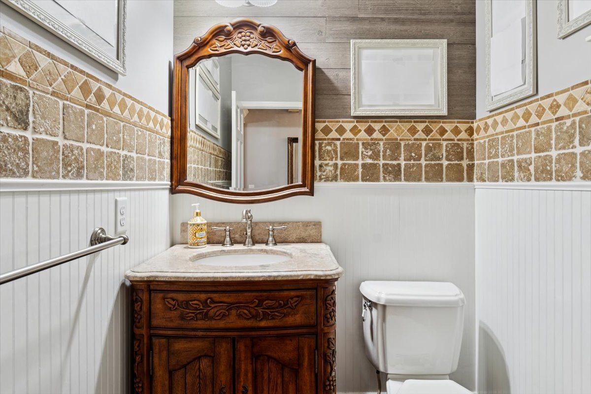 7 Iroquois Court, Oswego, IL 60543