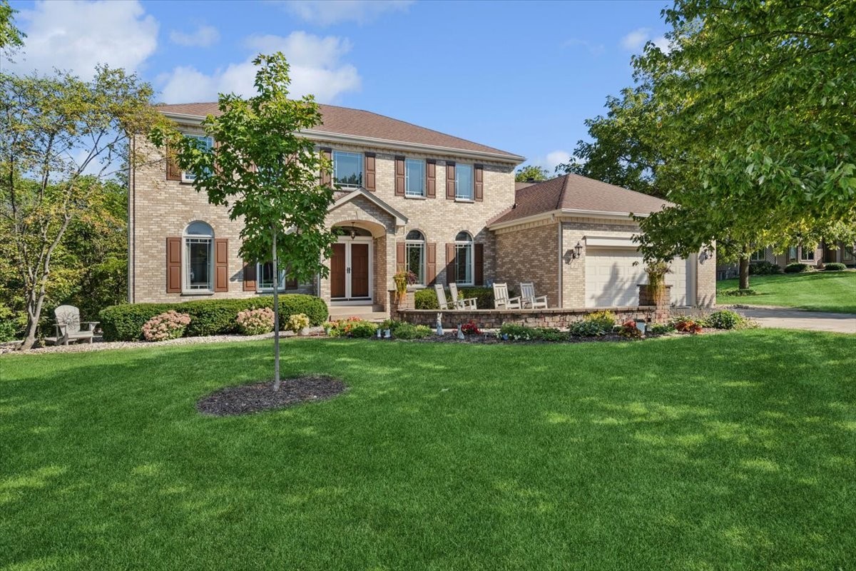 7 Iroquois Court, Oswego, IL 60543