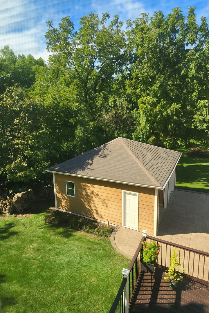 7 Iroquois Court, Oswego, IL 60543