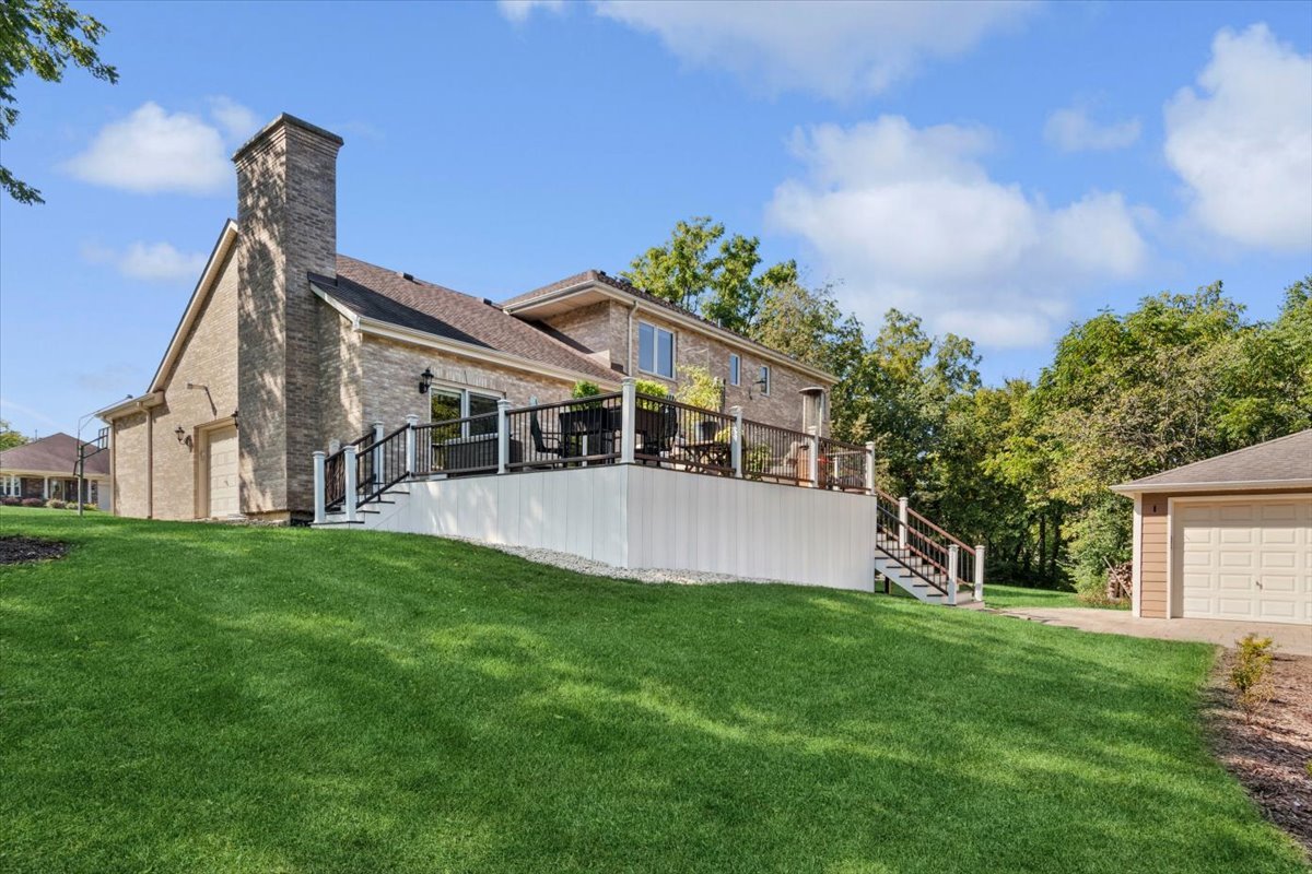 7 Iroquois Court, Oswego, IL 60543