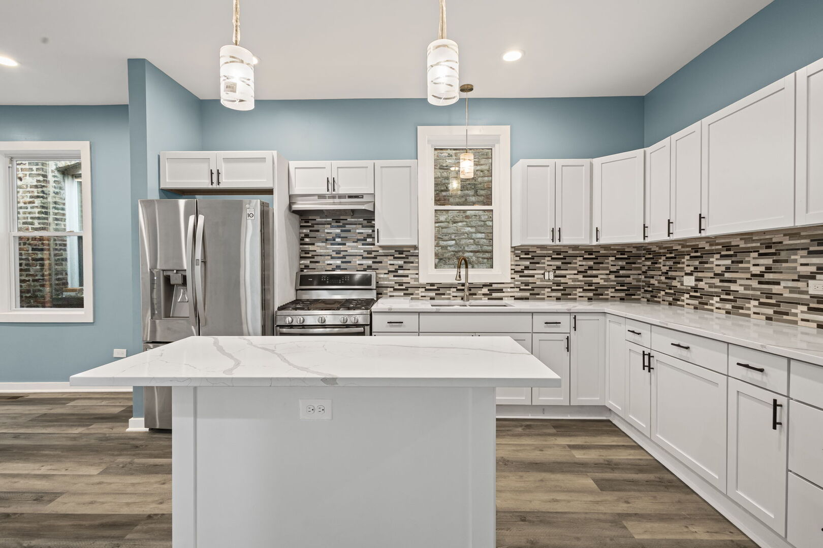 4025 W Adams Street, Chicago, IL 60624