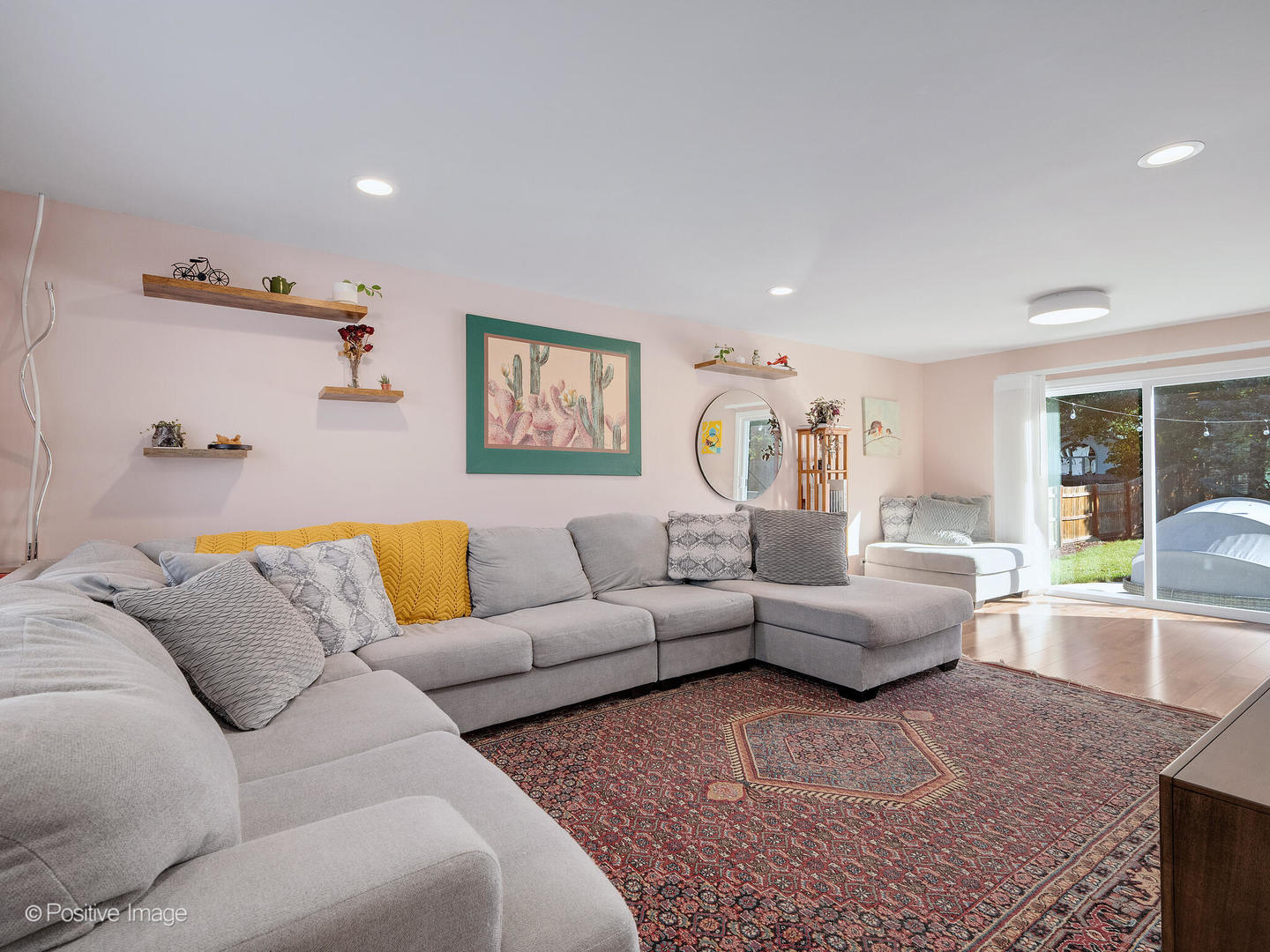 2011 Lancaster Lane, Wheaton, IL 60189
