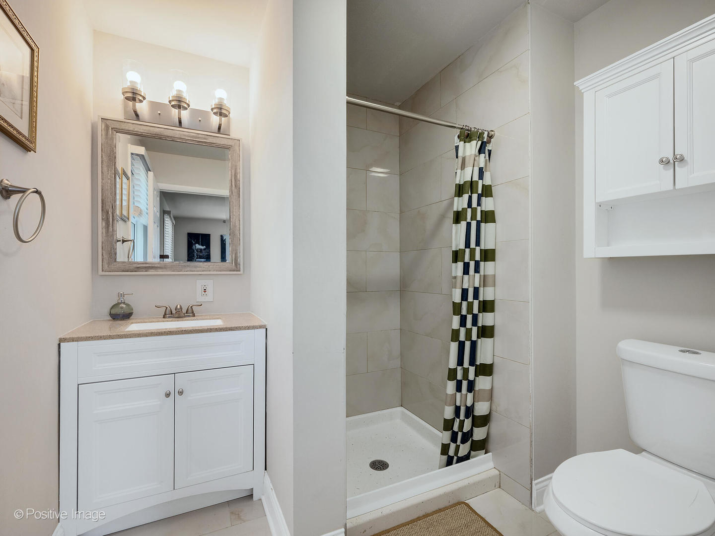 2011 Lancaster Lane, Wheaton, IL 60189