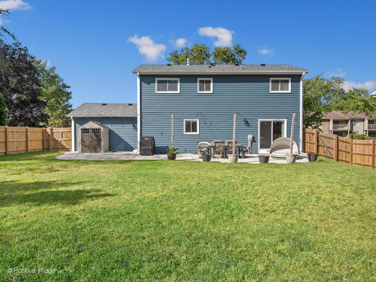 2011 Lancaster Lane, Wheaton, IL 60189