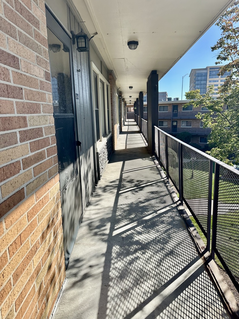 9630 W Higgins Road #3A, Rosemont, IL 60018