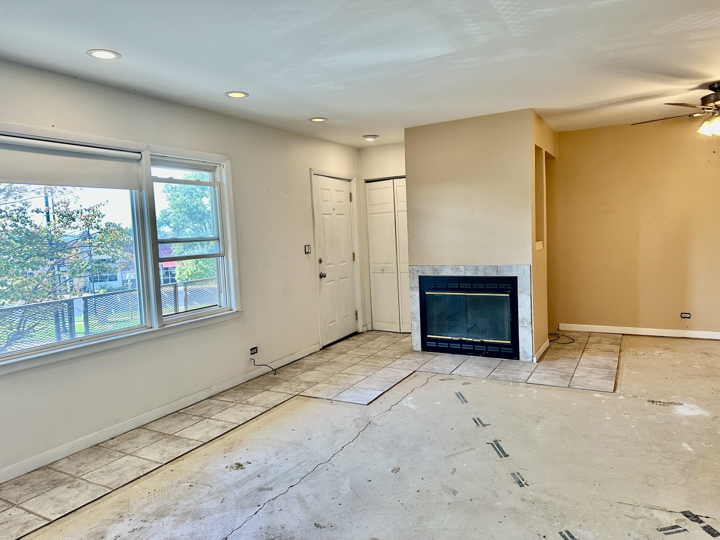 9630 W Higgins Road #3A, Rosemont, IL 60018