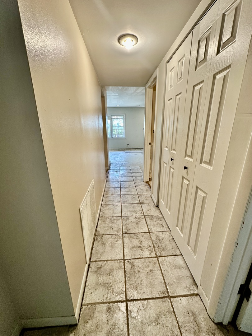 9630 W Higgins Road #3A, Rosemont, IL 60018