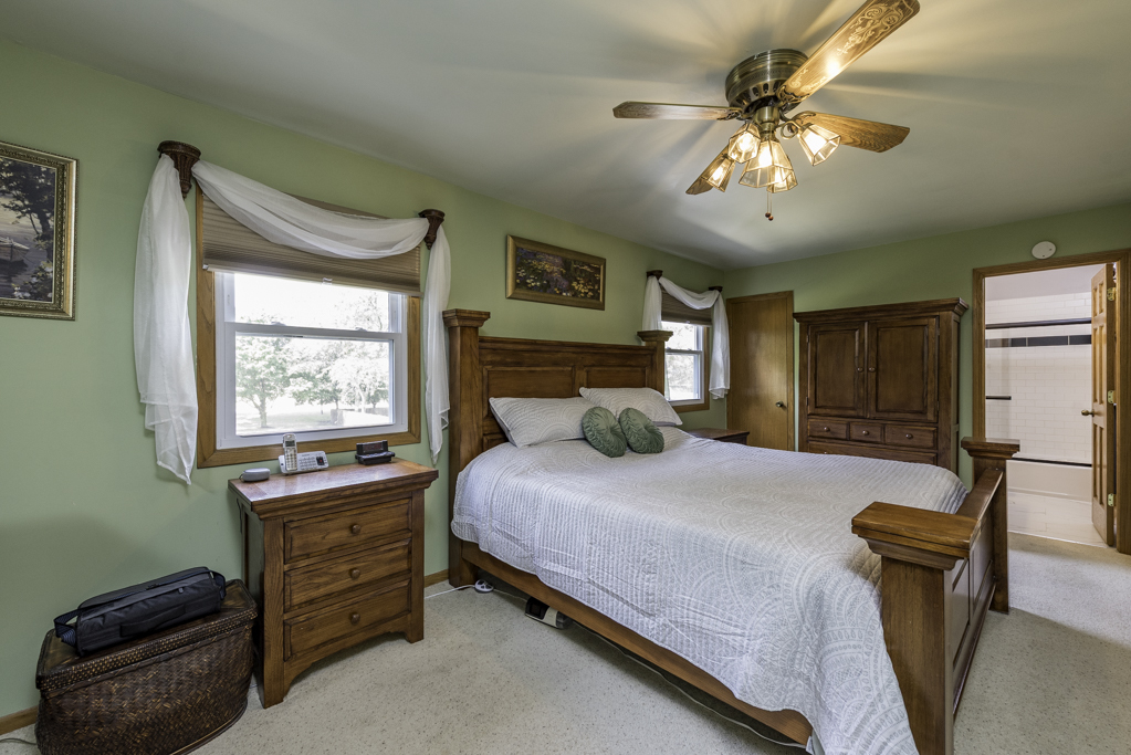 508 Cavin Avenue, Winthrop Harbor, IL 60096