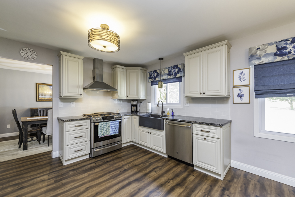 508 Cavin Avenue, Winthrop Harbor, IL 60096
