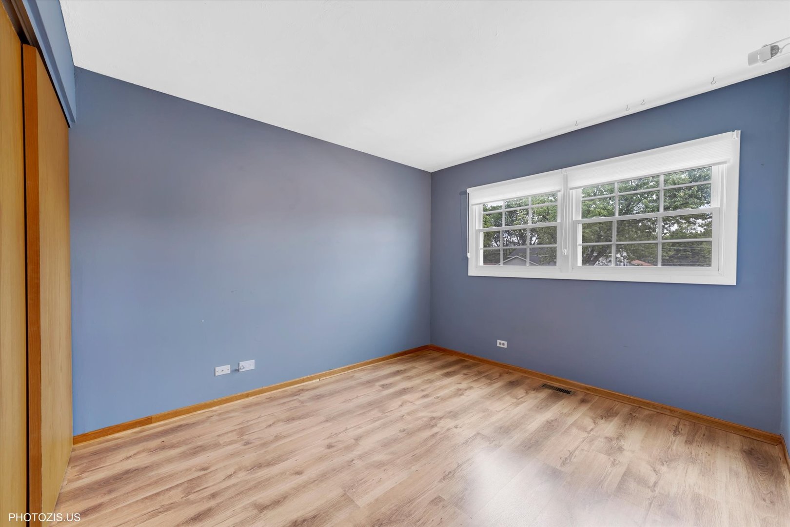 2522 N Chestnut Avenue, Arlington Heights, IL 60004