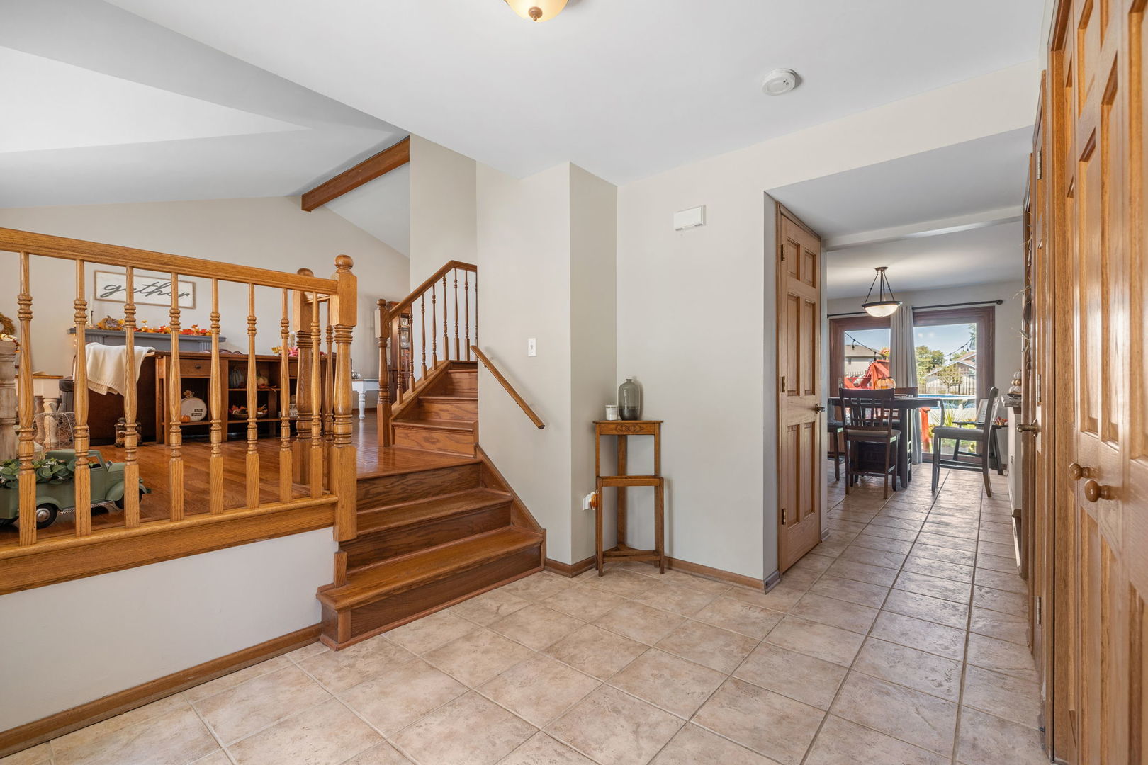 8500 Brookside Glen Drive, Tinley Park, IL 60487
