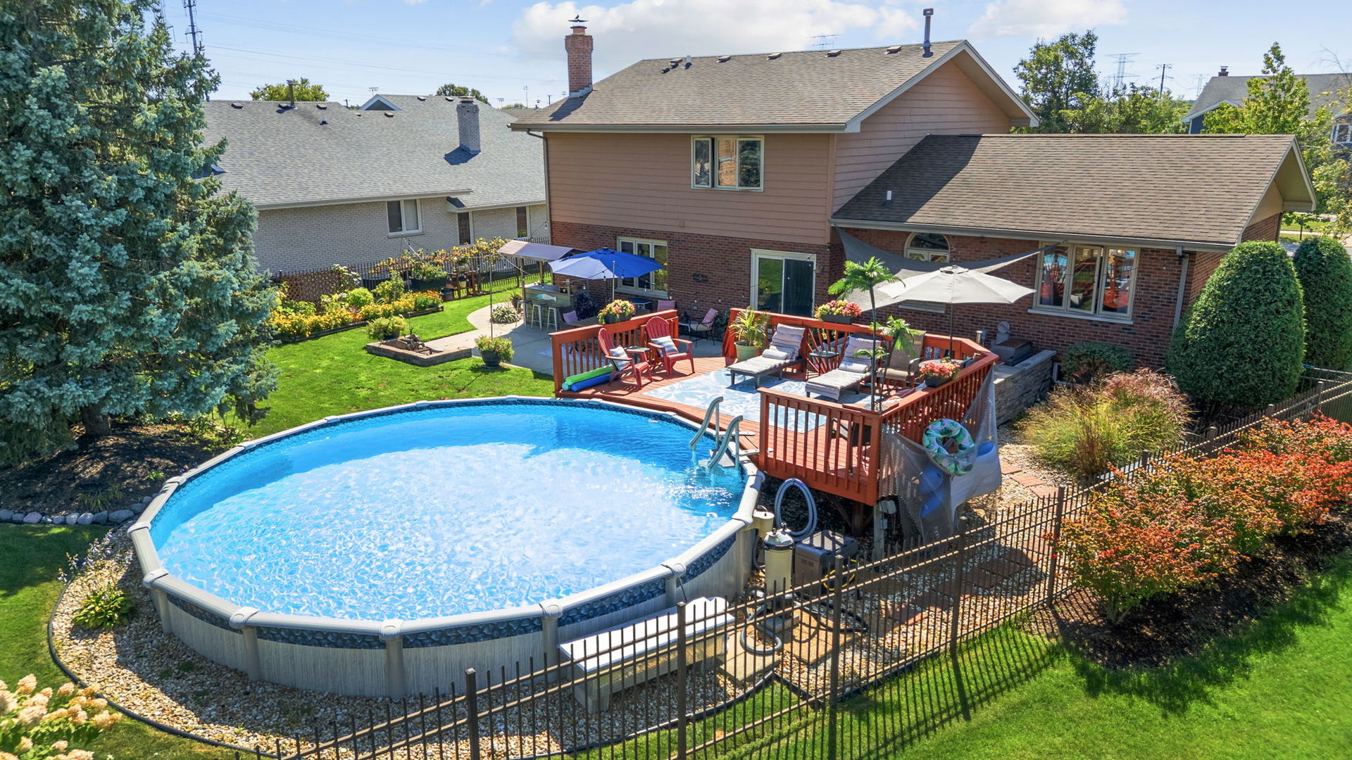 8500 Brookside Glen Drive, Tinley Park, IL 60487