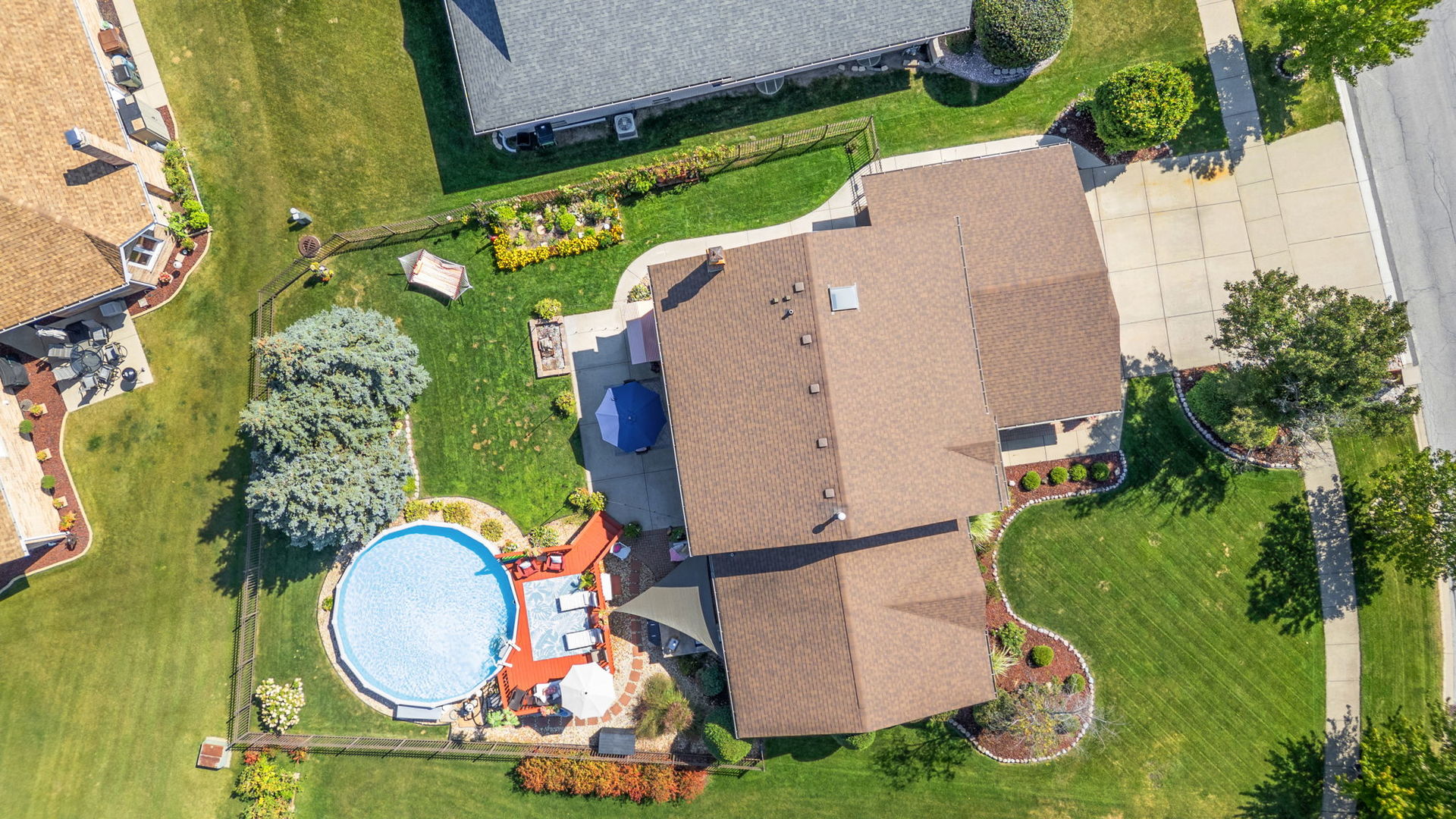 8500 Brookside Glen Drive, Tinley Park, IL 60487