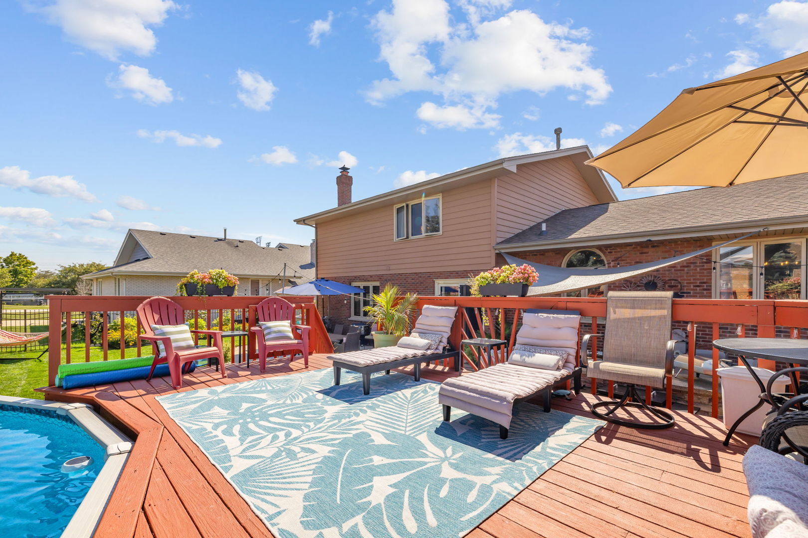 8500 Brookside Glen Drive, Tinley Park, IL 60487
