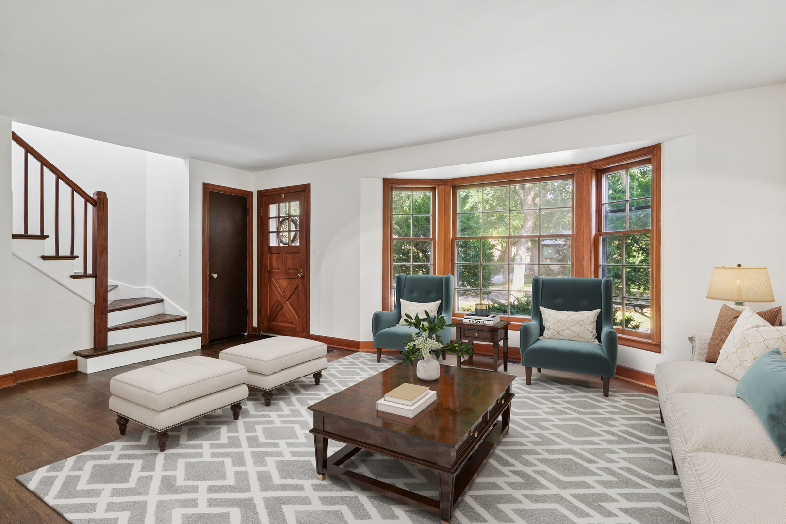7013 N Monon Avenue, Chicago, IL 60646