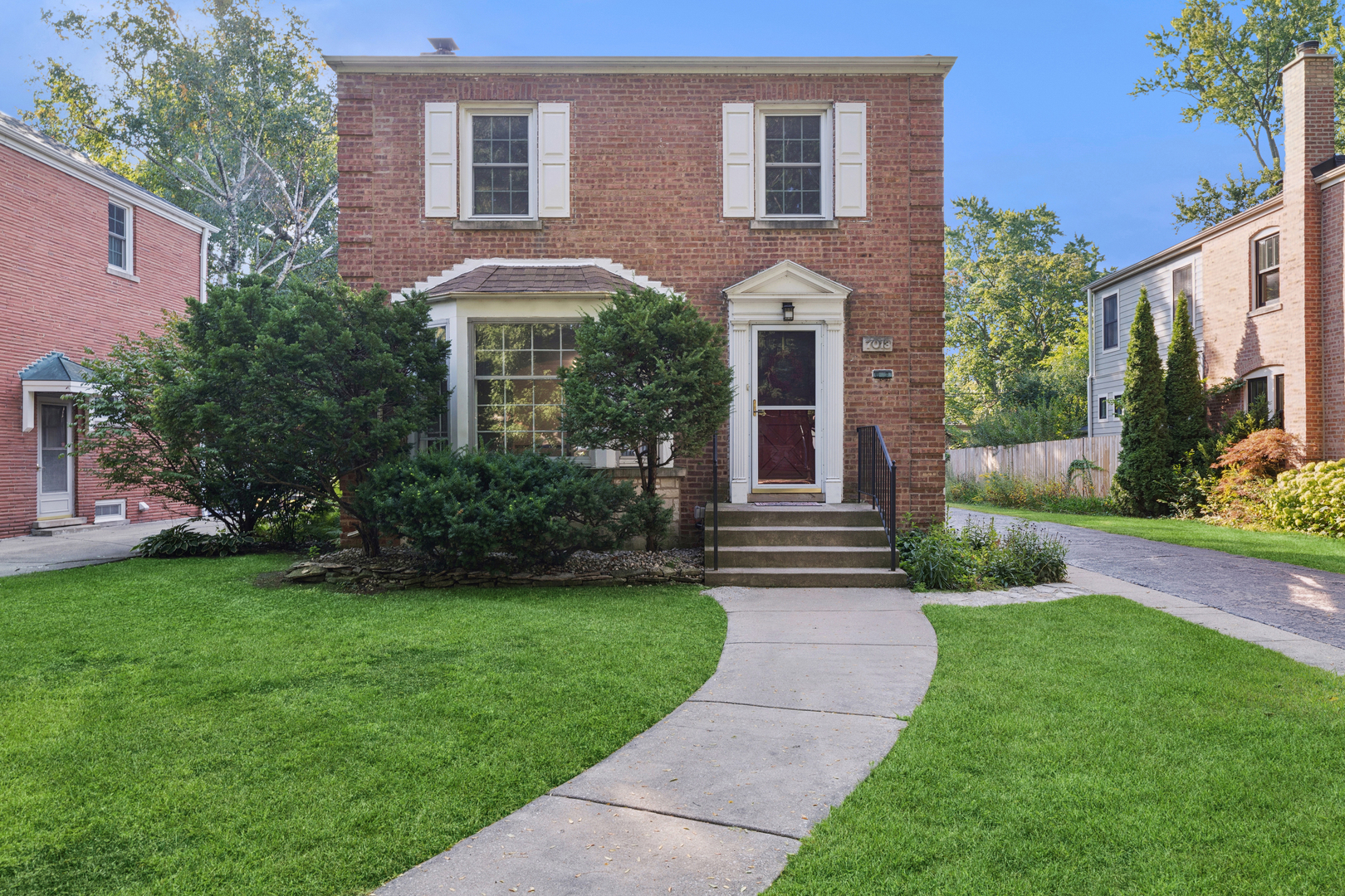 7013 N Monon Avenue, Chicago, IL 60646
