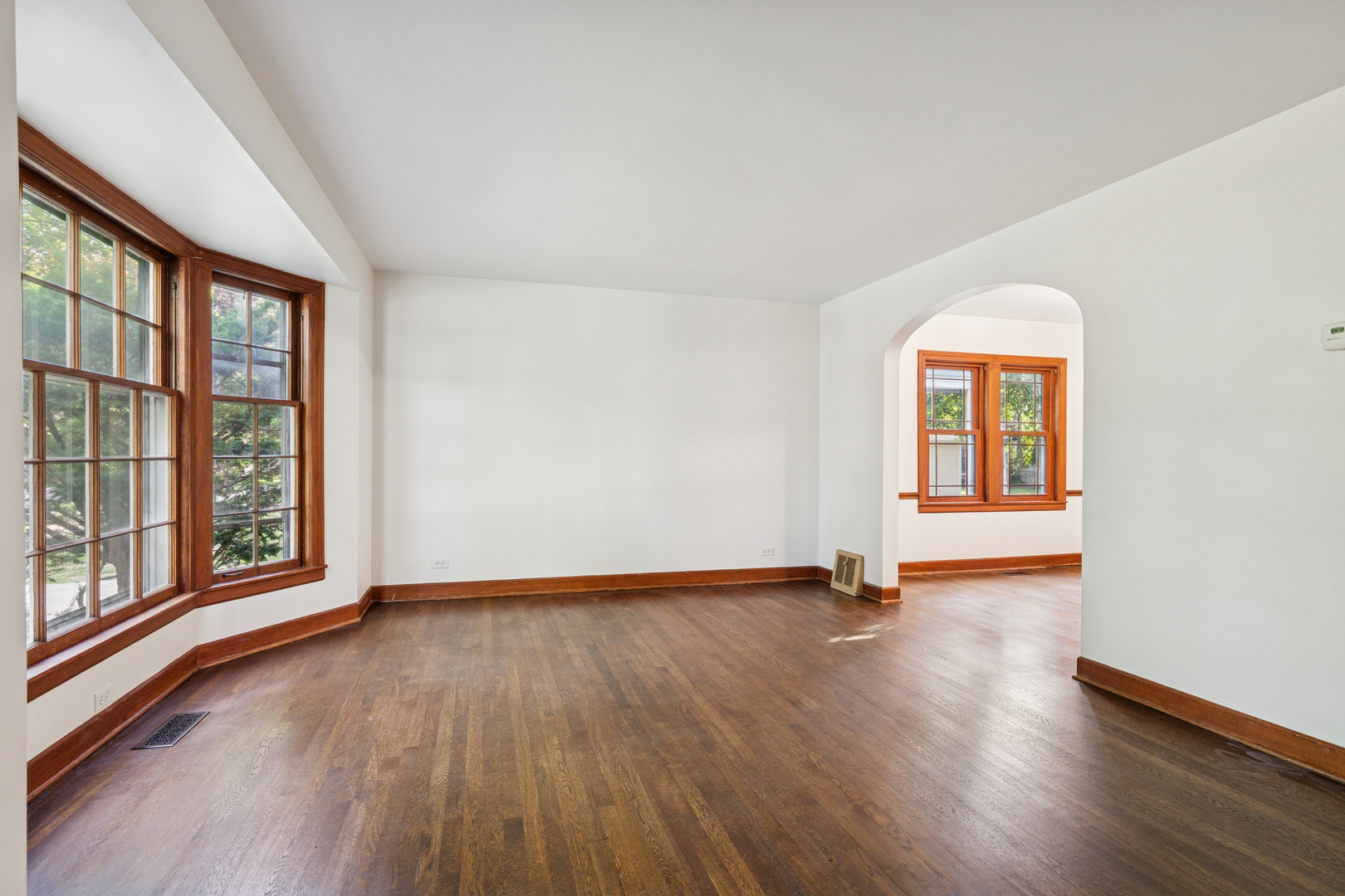 7013 N Monon Avenue, Chicago, IL 60646