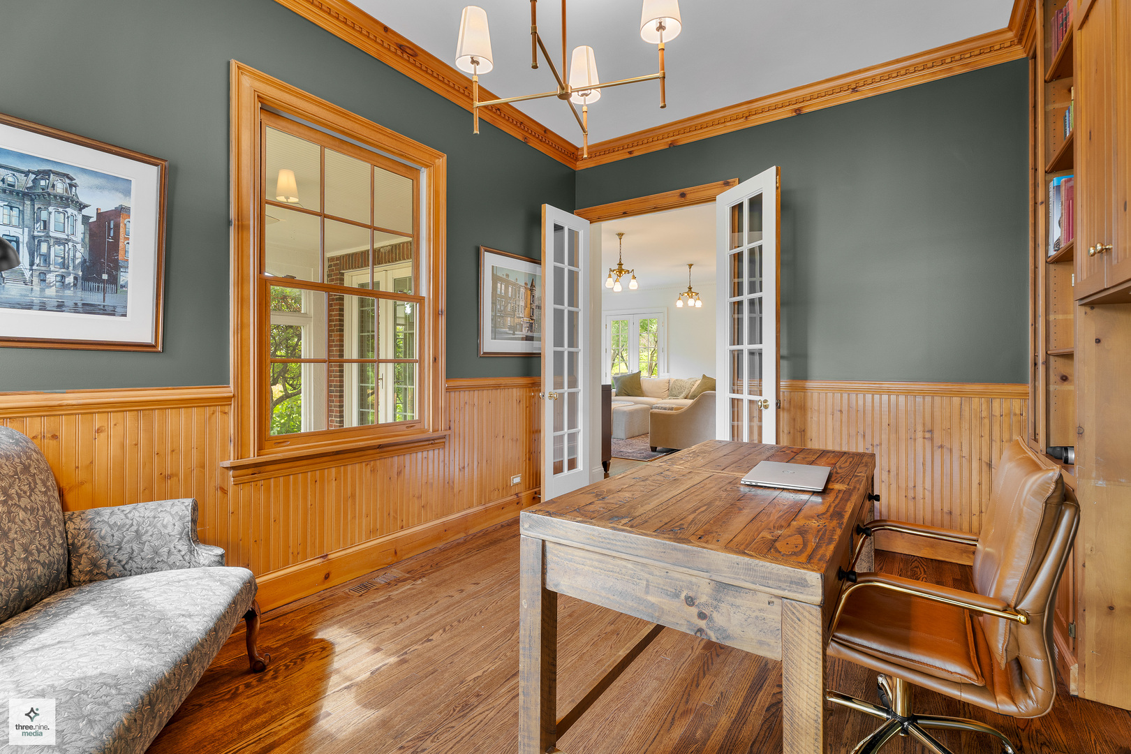 8010 Greenbriar Court, Burr Ridge, IL 60527