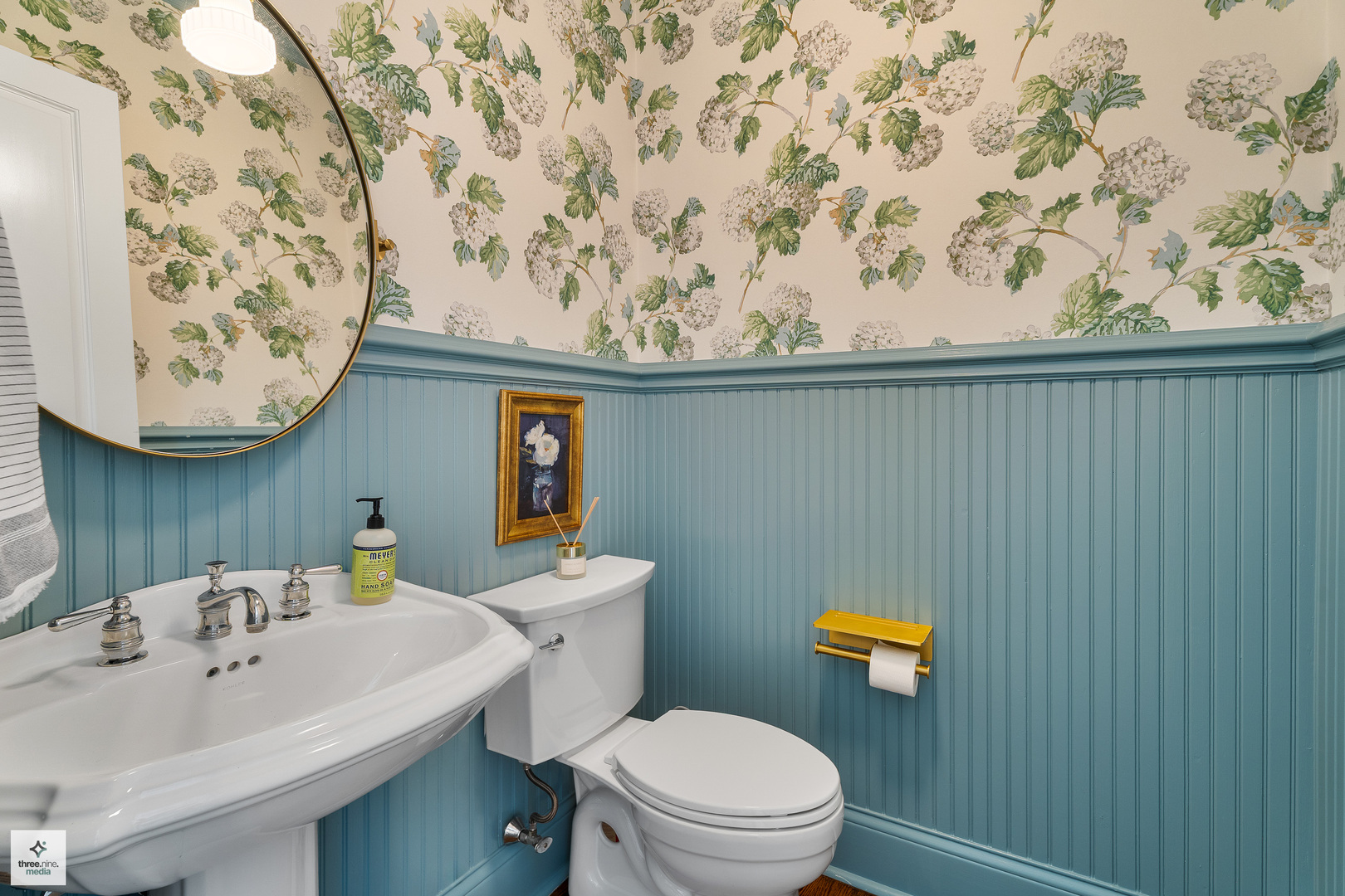 8010 Greenbriar Court, Burr Ridge, IL 60527