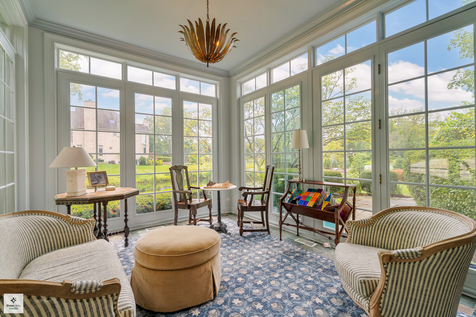 8010 Greenbriar Court, Burr Ridge, IL 60527