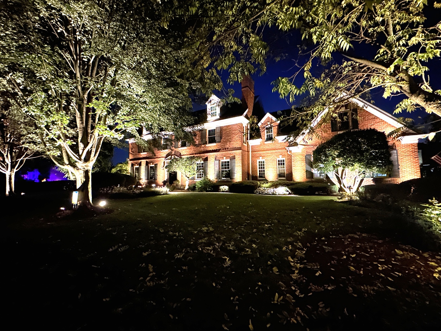 8010 Greenbriar Court, Burr Ridge, IL 60527