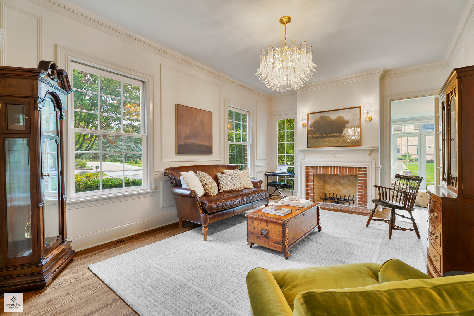 8010 Greenbriar Court, Burr Ridge, IL 60527