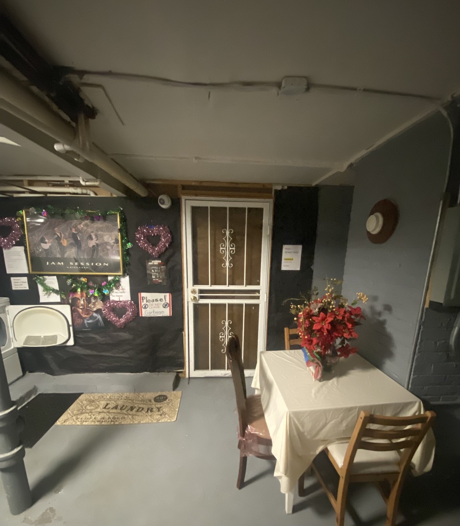 8352 S Maryland Avenue #1s, Chicago, IL 60619