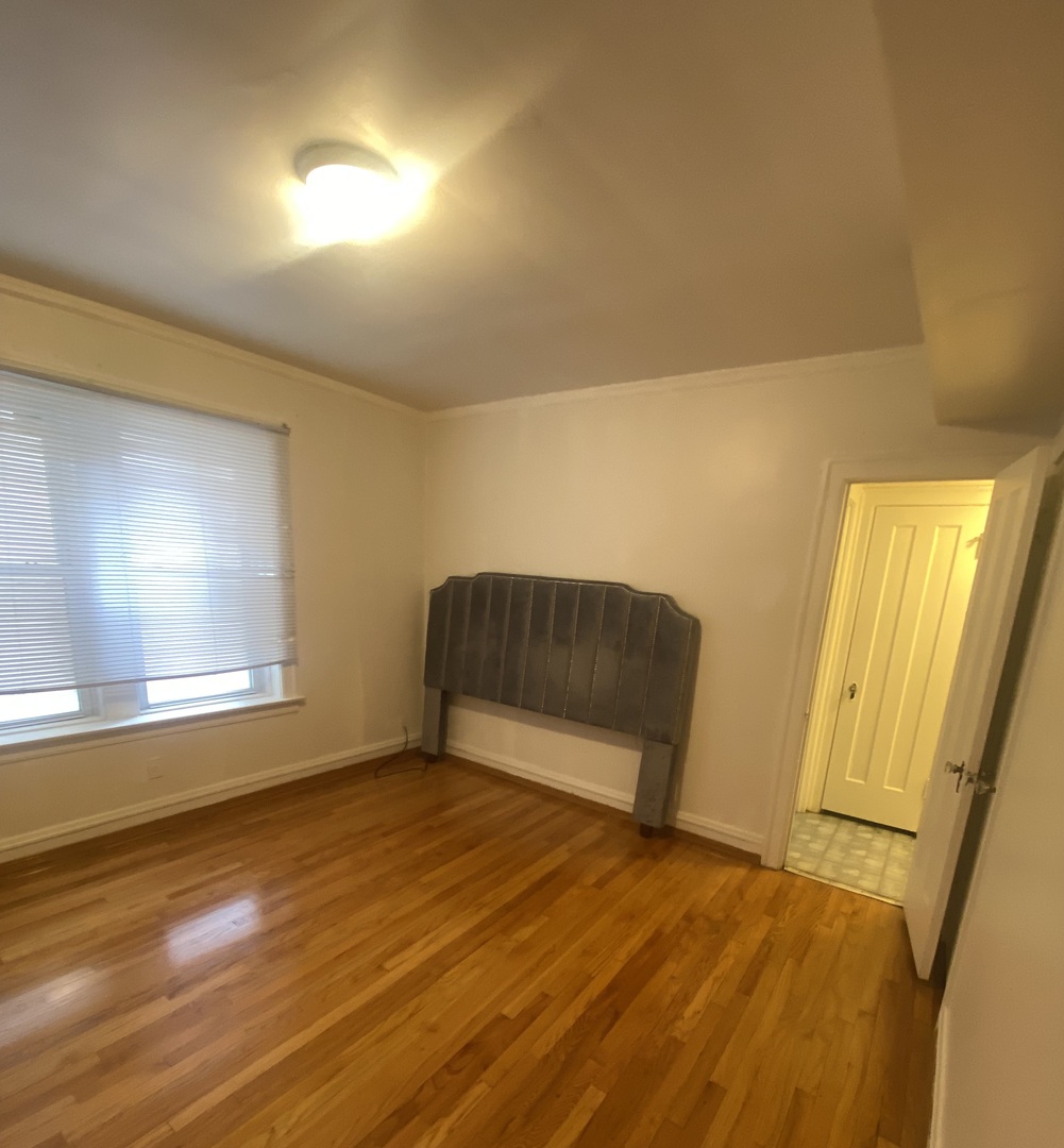 8352 S Maryland Avenue #1s, Chicago, IL 60619
