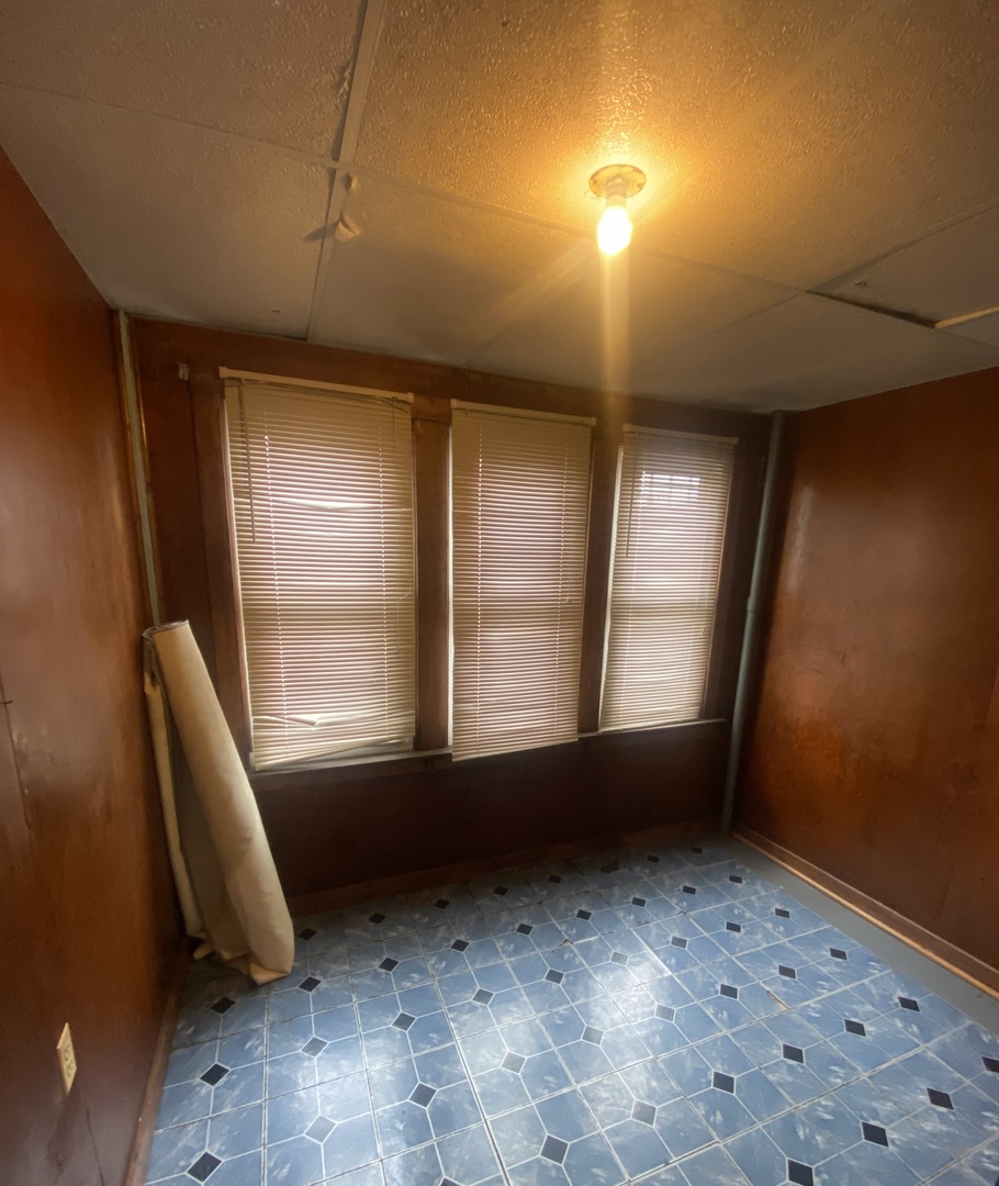 8352 S Maryland Avenue #1s, Chicago, IL 60619