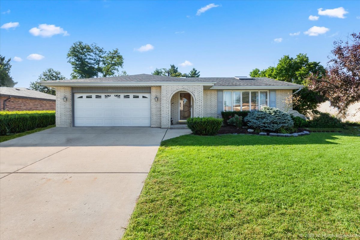 8841 Briarwood Lane, Orland Park, IL 60462