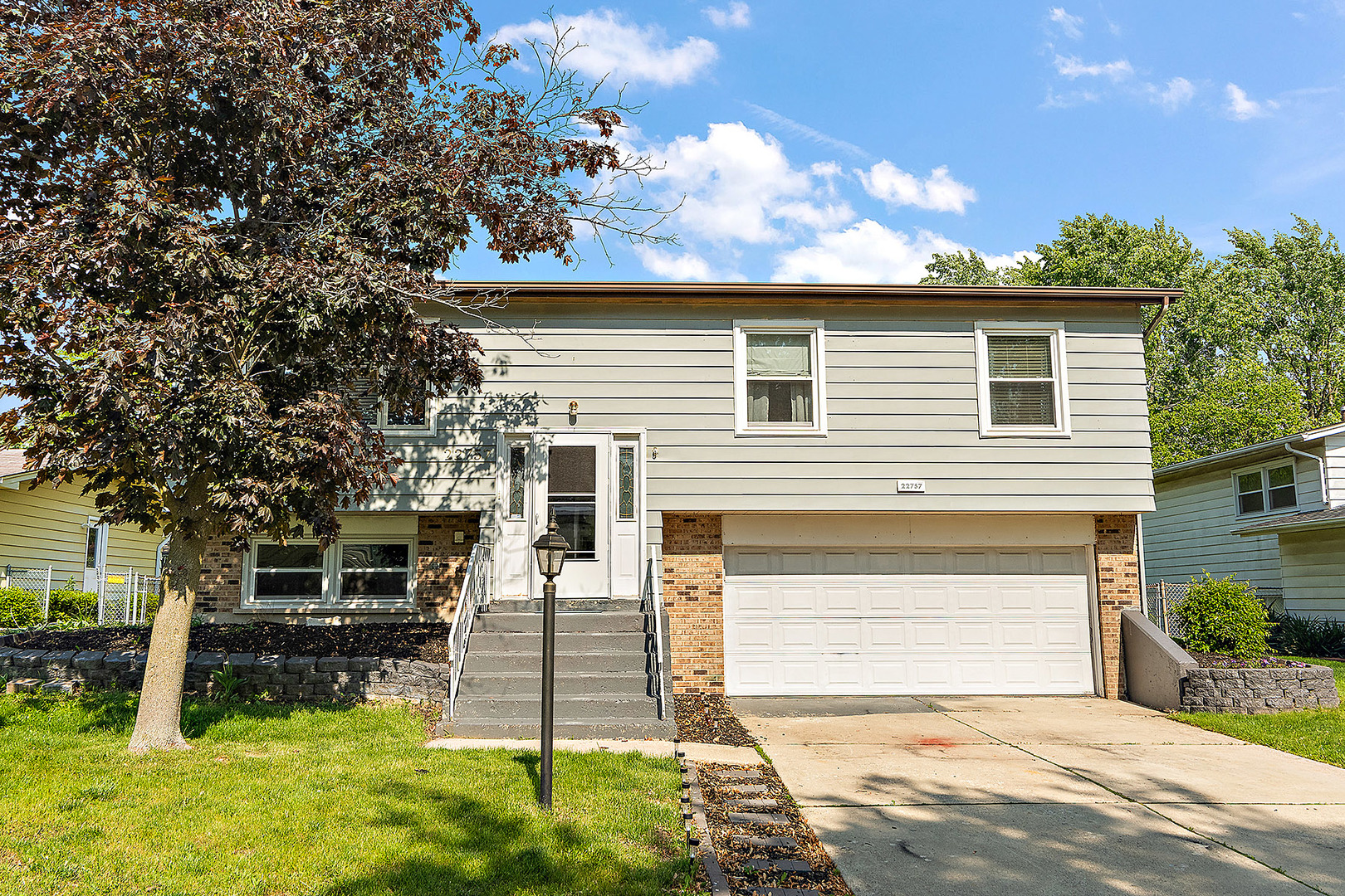 22757 Redwood Drive, Richton Park, IL 60471